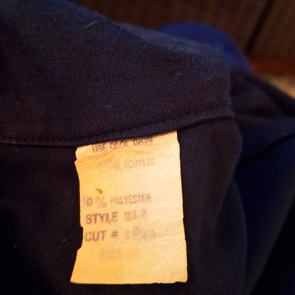 Sleeveless Black Midi Dress - Picture 7 of 7